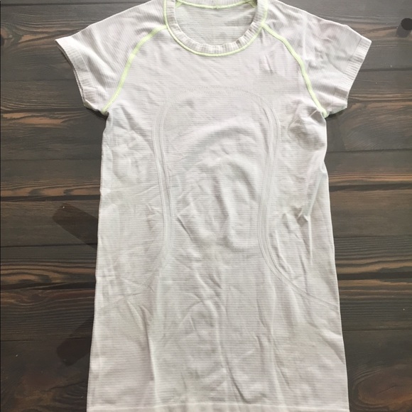 lululemon athletica Tops - Lululemon swiftly 🍋